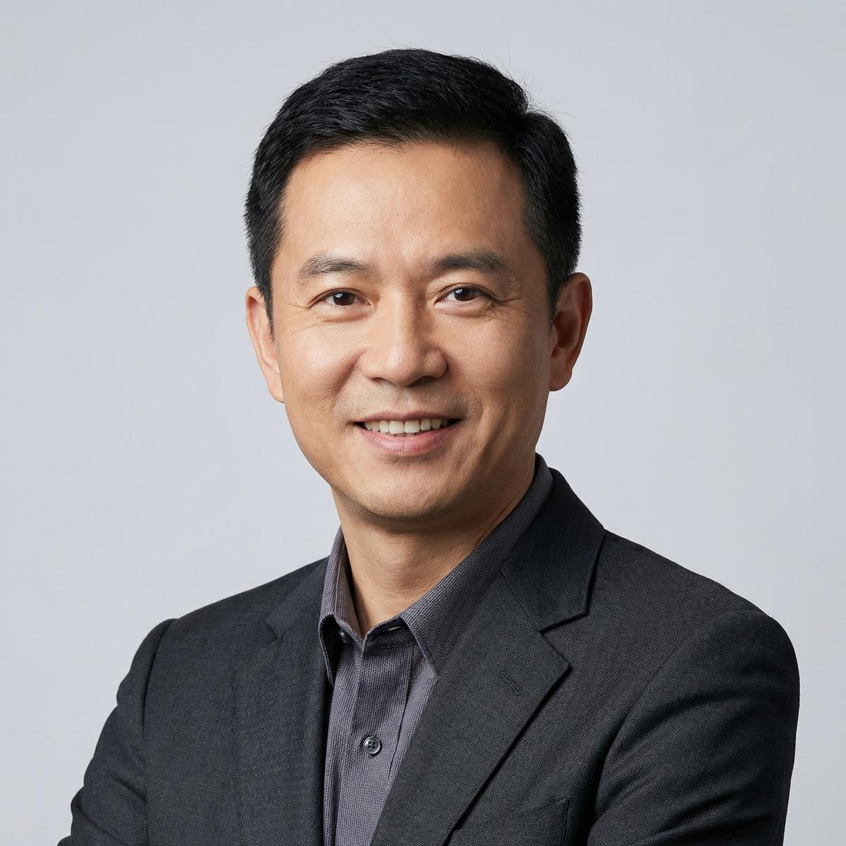 黄色仓库改装总监张伟